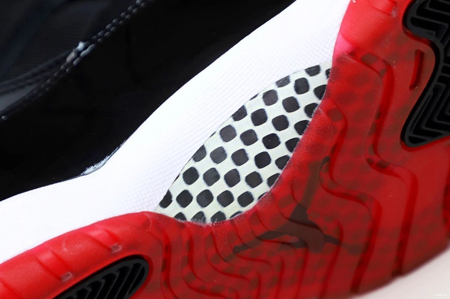 11 RETRO AIR 'BRED' 2019 JORDAN 0928
